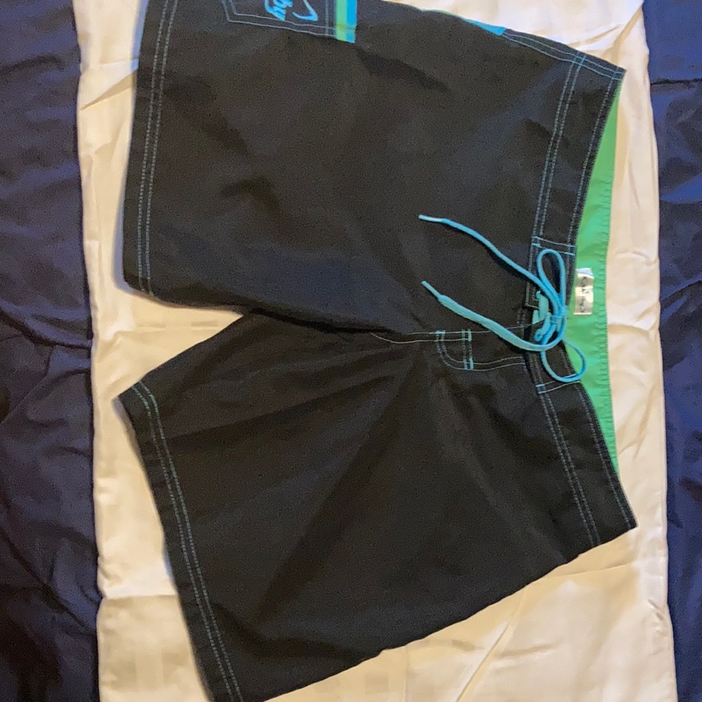 Awesome Shelby surf/ board shorts
